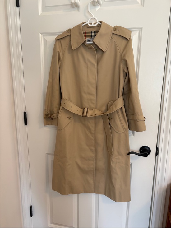 Burberry Jackets & Blazers - EUC-Burberry Vintage Trench Coat with Belted Waist.